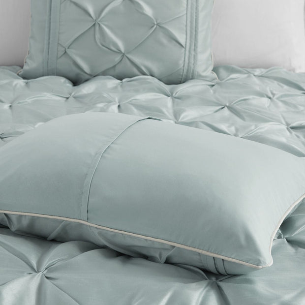 7 Piece Tufted Comforter Set