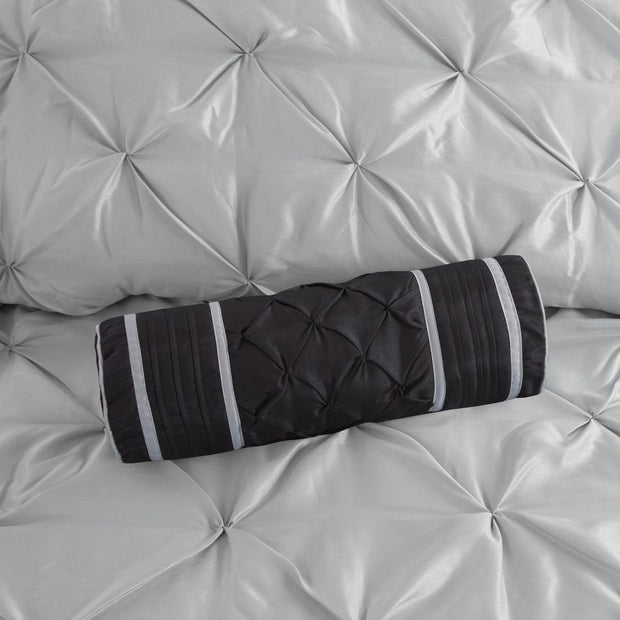 7 Piece Tufted Comforter Set